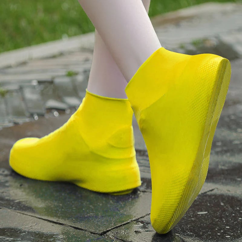 📢📢40% OFF !! ⏰ Waterproof Rain Shoe Cover – Non-slip sole & easy on/off – Reusable. perfect for wet weather or muddy walks – fits most shoes. keeps feet dry 🌧️(BUY 1 GET 1 FREE)